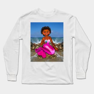 Mermaid Anime mermaid holding a rare black pearl,Afro hair in Bantu knots  and caramel brown skin - light background Long Sleeve T-Shirt